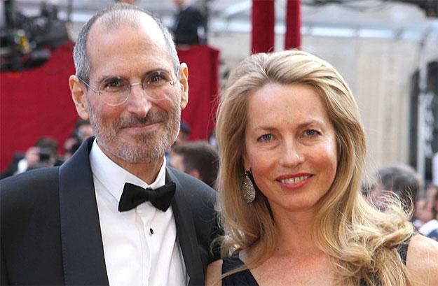 Steve Jobs y su esposa