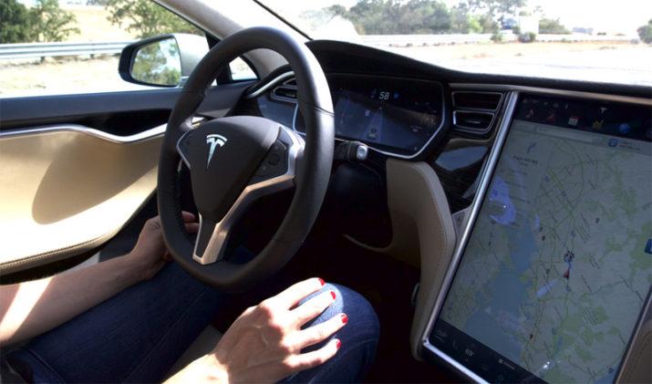 Piloto automatico de coches Tesla