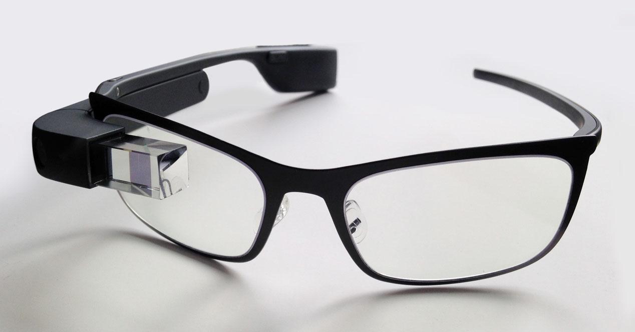 Google, de vuelta a las gafas inteligentes
