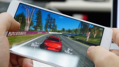 jugar a videojuegos en smartphone