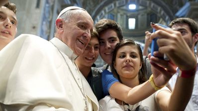 iglesia smartphone papa