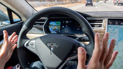 Piloto automatico de Tesla