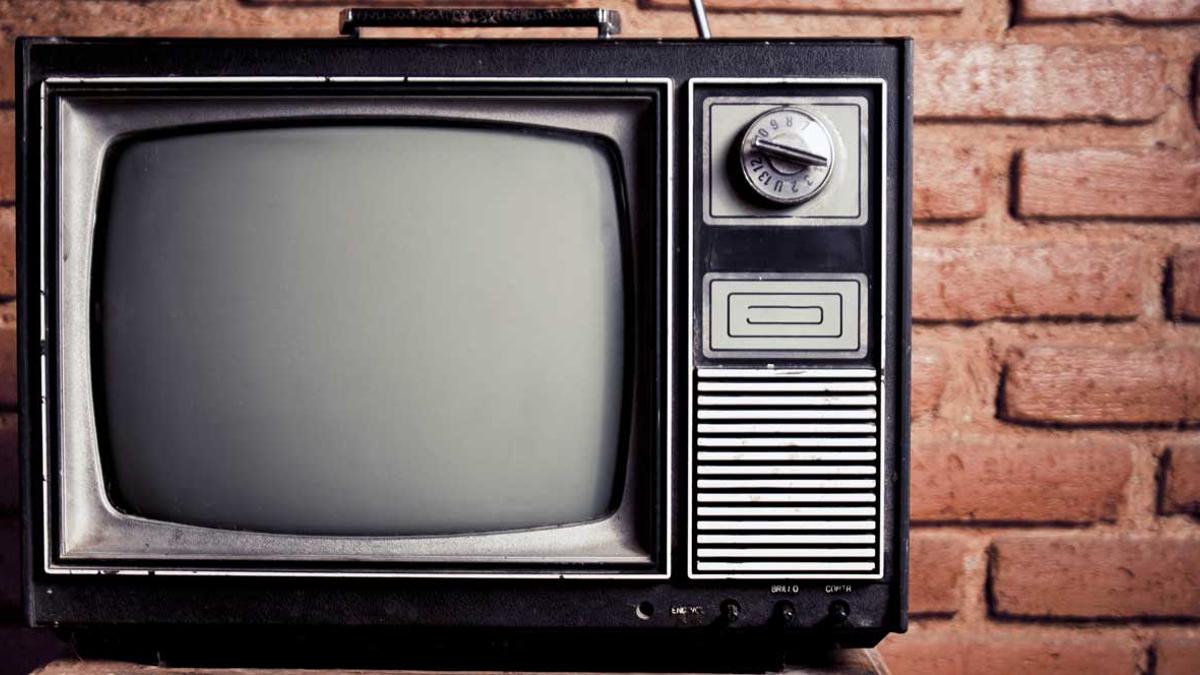 En seis meses la TDT emitirá solo en HD: qué necesito para seguir viendo la  TV