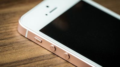 iPhone SE oro rosa