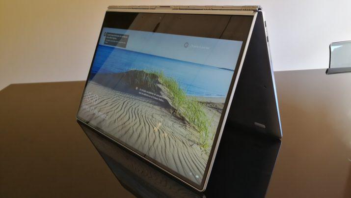 Lenovo Yoga 910 stand