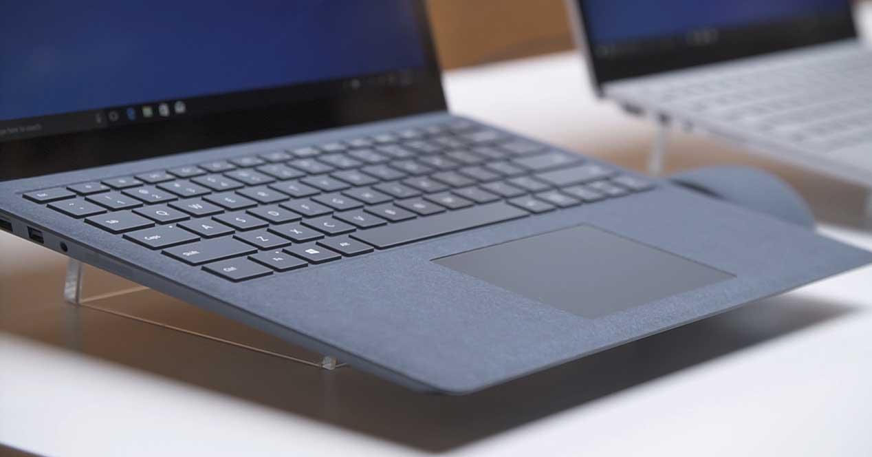 windows-10-s-surface-laptop