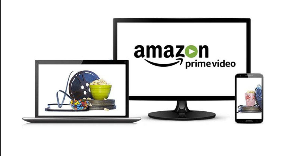 ordenador, pantalla y teléfono para ver amazon prime video