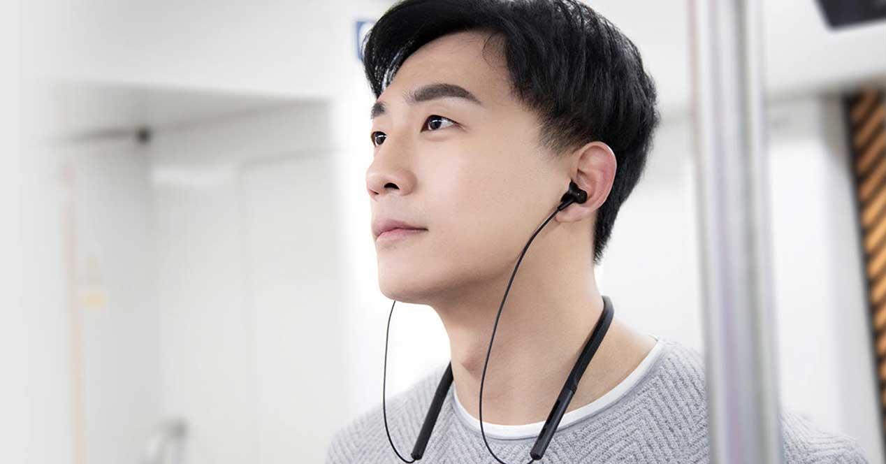 Xiaomi lanza unos auriculares Bluetooth aptX por menos de 40 euros