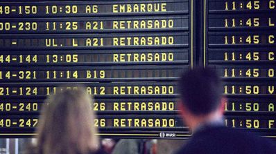 avion vuelos retrasado