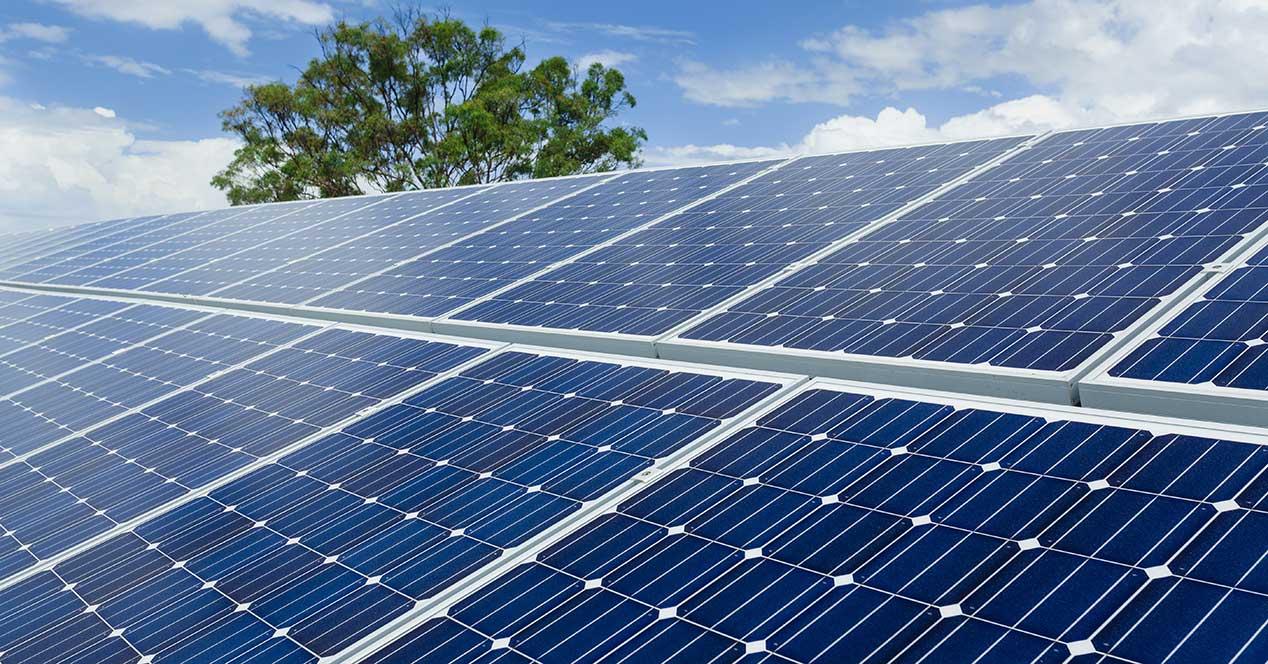 Crean paneles solares más eficientes que aprovechan la luz infrarroja
