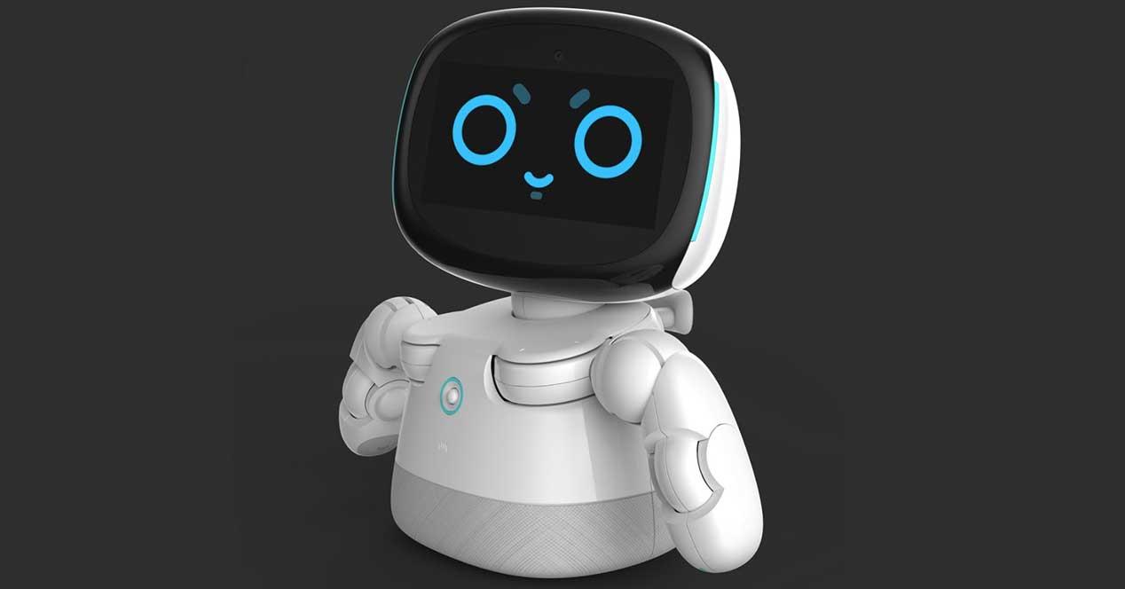 Corta vida Adaptado Carteles Xiaomi lanza un robot inteligente para niños con asistente de voz