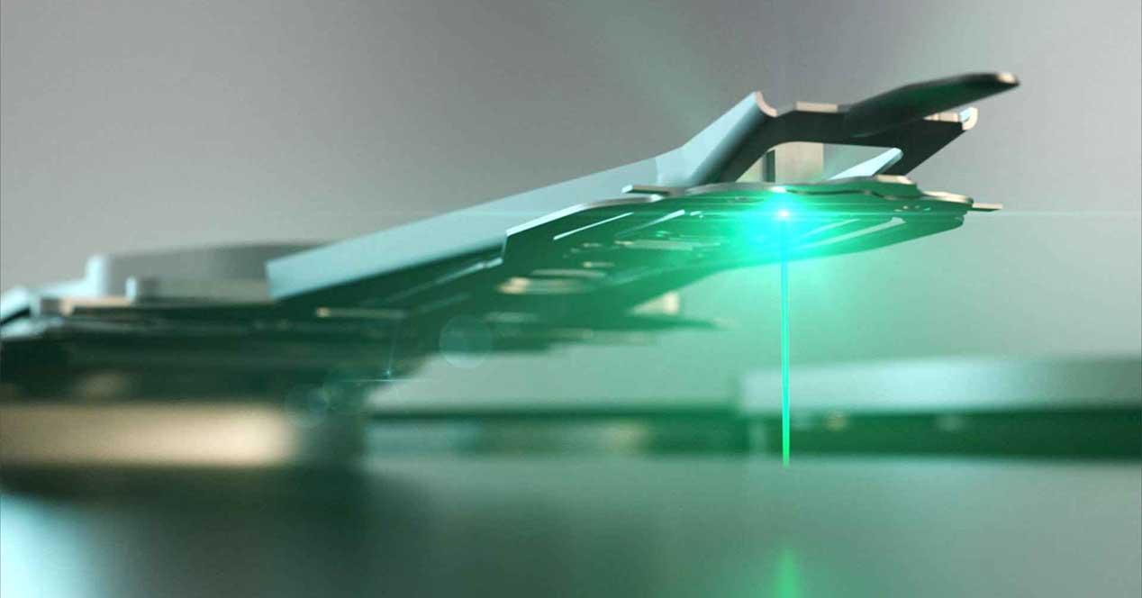 cabezal laser disco duro 100 tb hamr