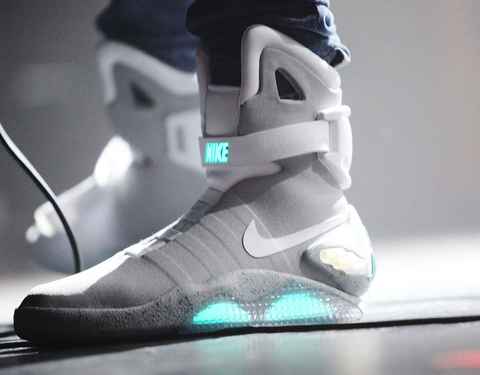 Brote mil horno Nike rebajará en 2019 sus zapatillas que se atan solas
