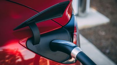 Tesla anuncia nuevos Supercargadores con mayor potencia y actualiza los actuales