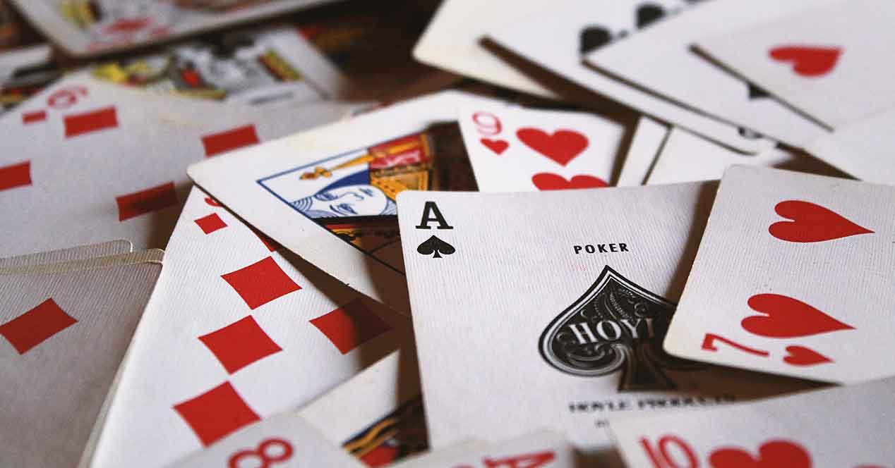 teoría ganar torpe Jugar a las cartas online: Mejores webs y aplicaciones gratis