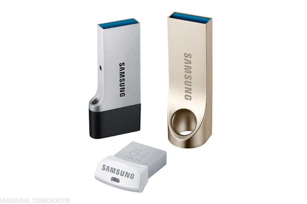 Memorias USB de Samsung.