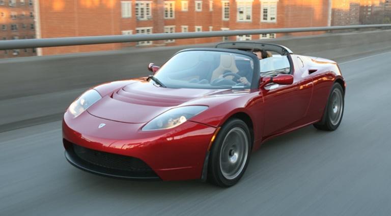 Nacimiento Tesla Roadster vehículos eléctricos