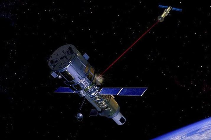 The US is afraid to show its new space weapon