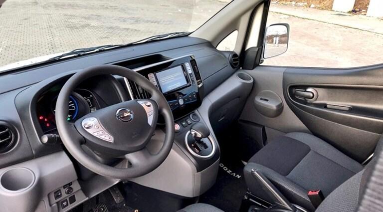 Interior Nissan E-Valia