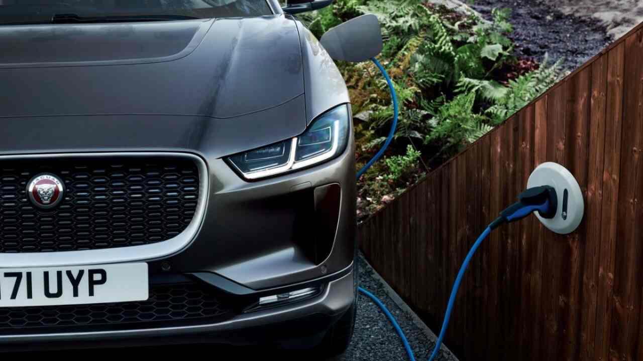 ITV coches eléctricos: precios y qué mirar