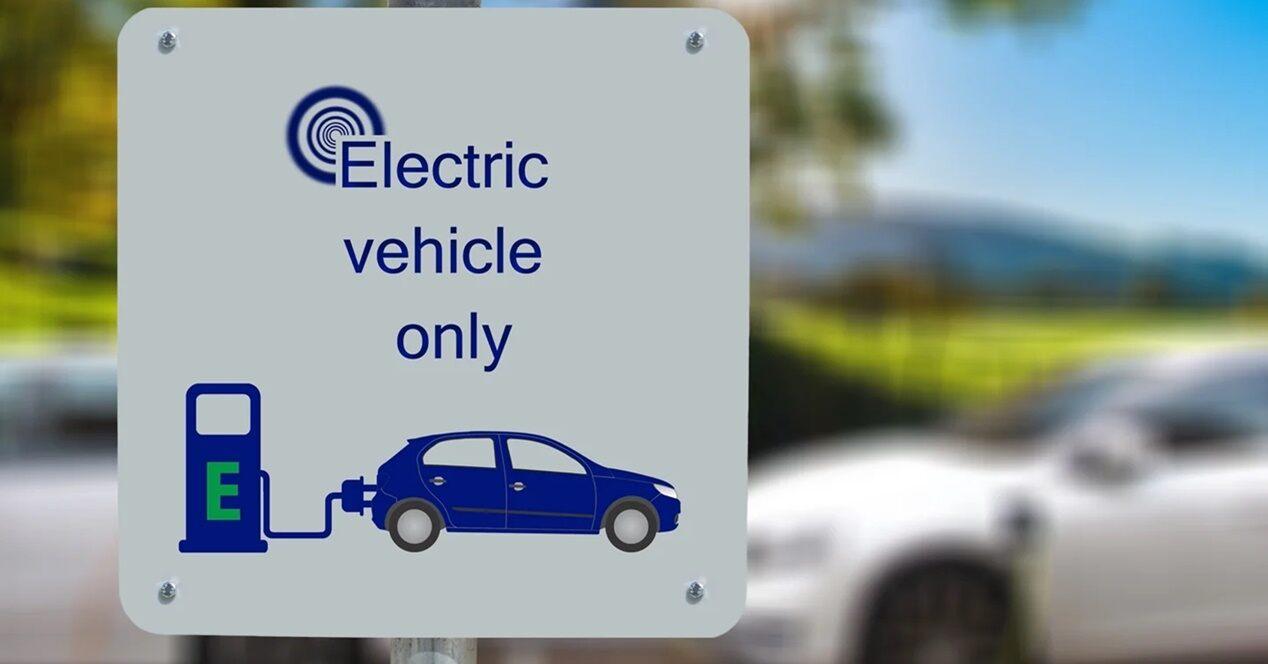 DGT nuevas señales coches eléctricos