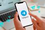 Panel de Dispositivos de Telegram en un móvil Android, mostrando la sesión actual y otras sesiones activas con detalles de ubicación y última conexión