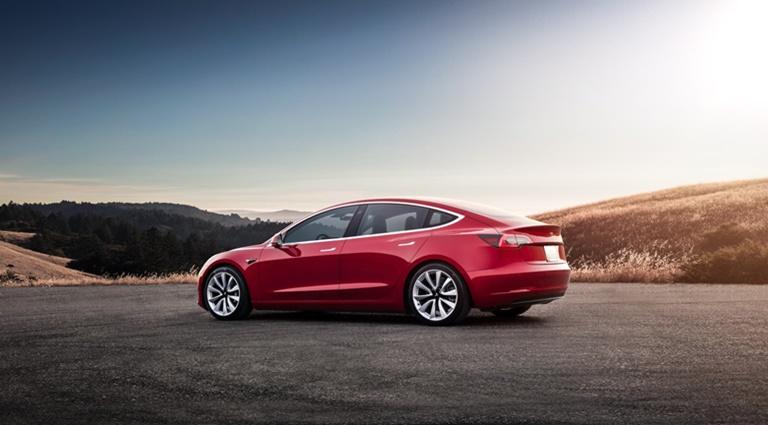 Tesla coche eléctrico más vendido españa