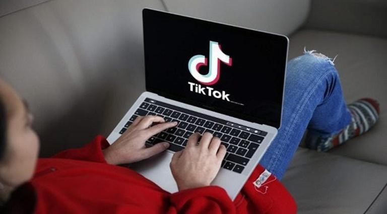 TikTok vídeos ordenador