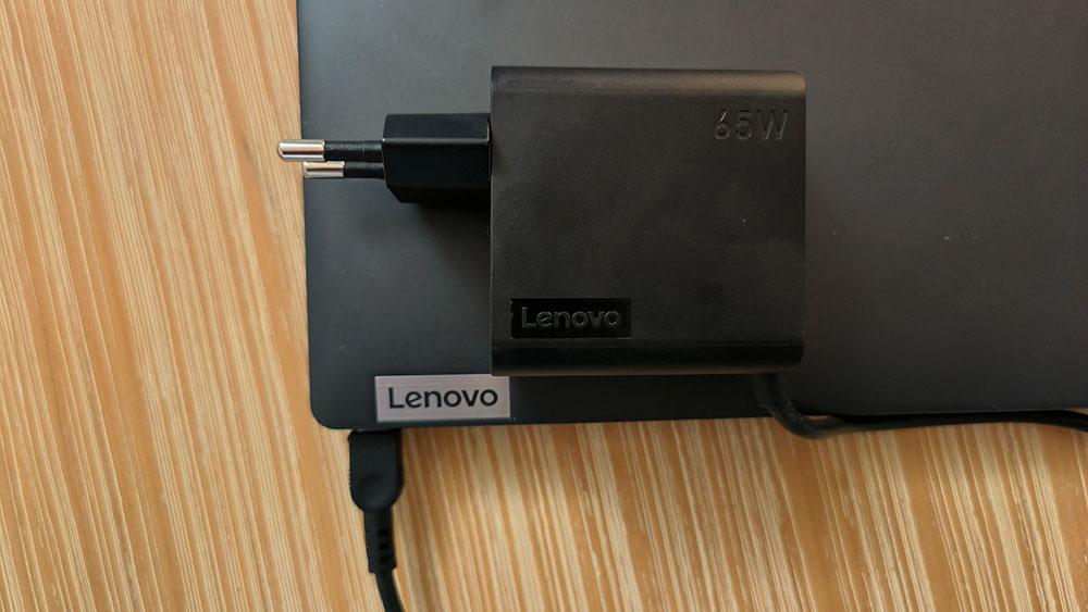 Lenovo YOGA Slim 7