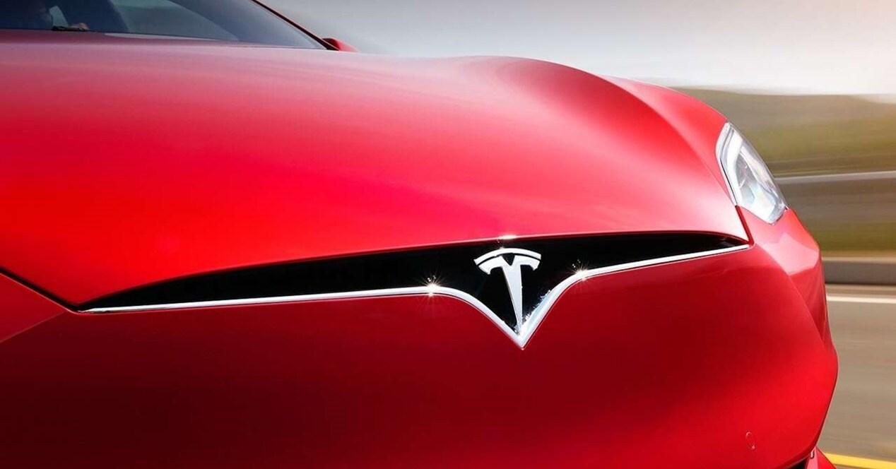 Tesla coches puntos débiles