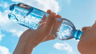 Beber agua