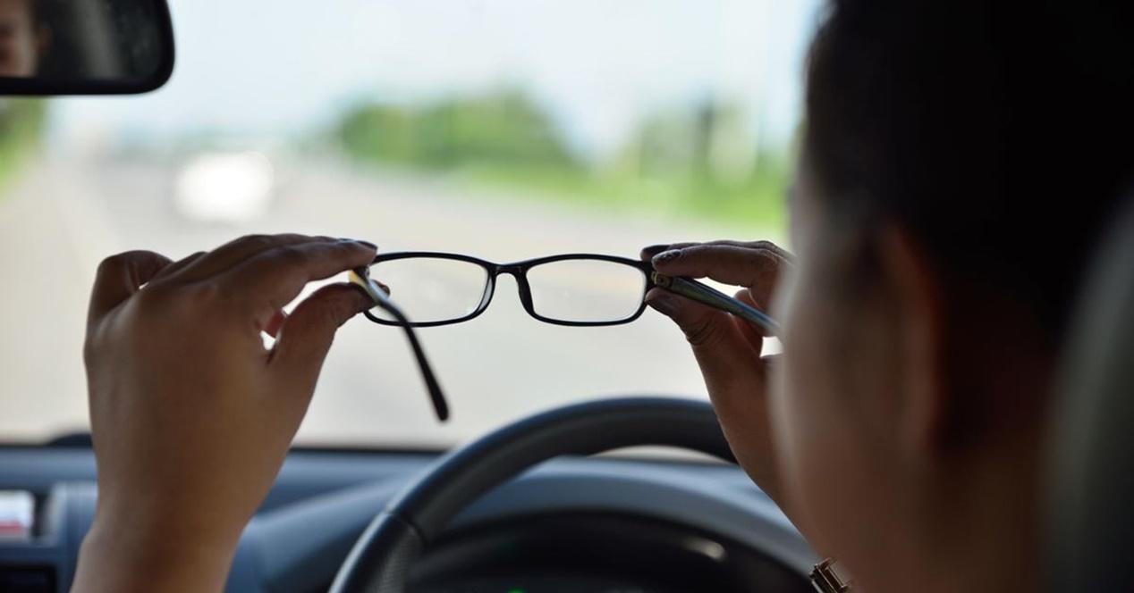 Problemas visión prueba DGT conducir