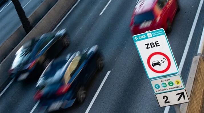 ZBE zonas ciudades coches etiqueta