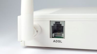 conexión adsl modem