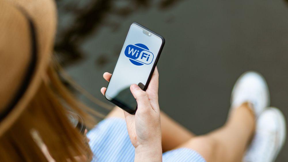 móvil conectándose al WiFi