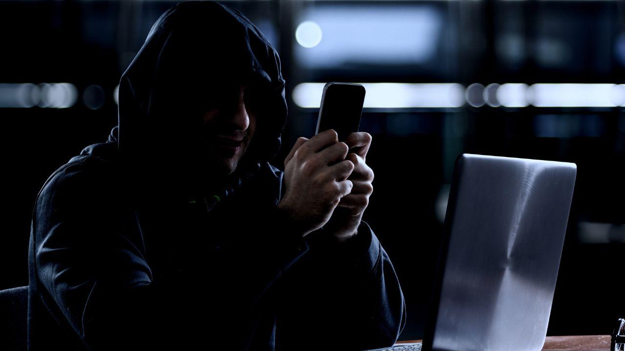Un hacker demuestra por qué se debe apagar correctamente el Bluetooth del  iPhone para evitar riesgos de seguridad