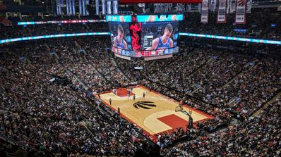 cancha de la nba en un partido