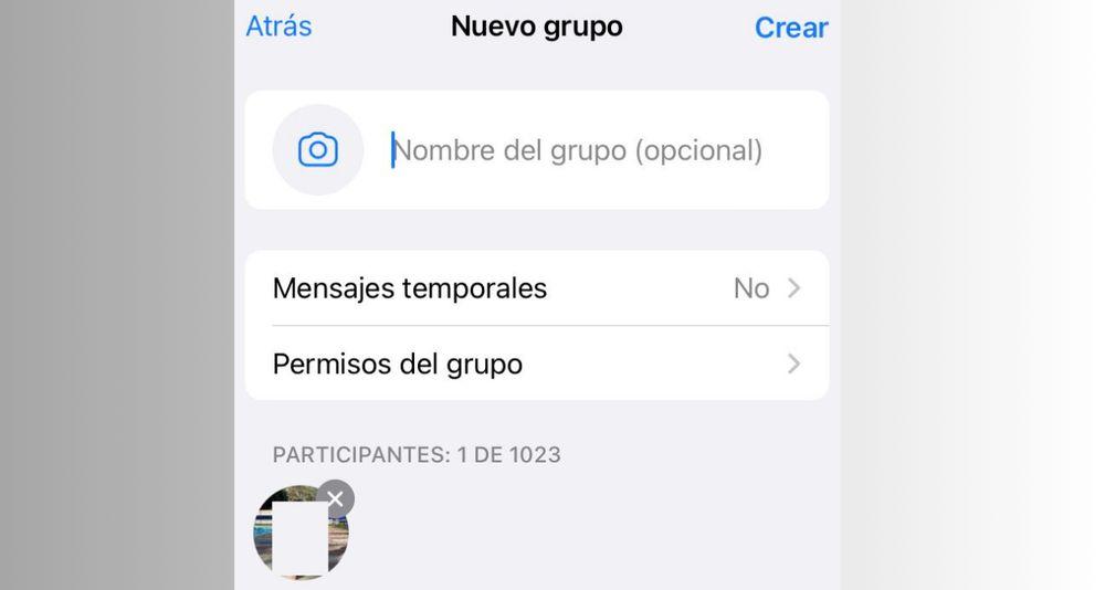 Proceso de creación de un nuevo grupo de WhatsApp
