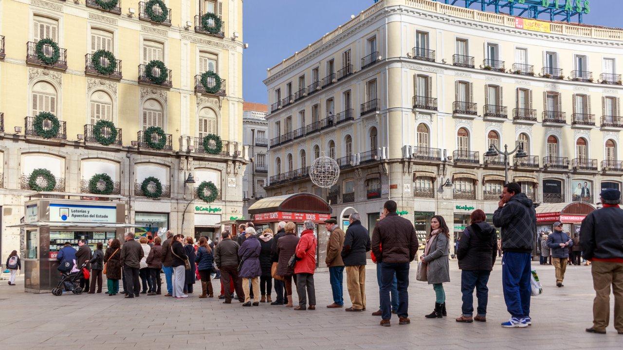 Lotería de Navidad colas interminables en Madrid