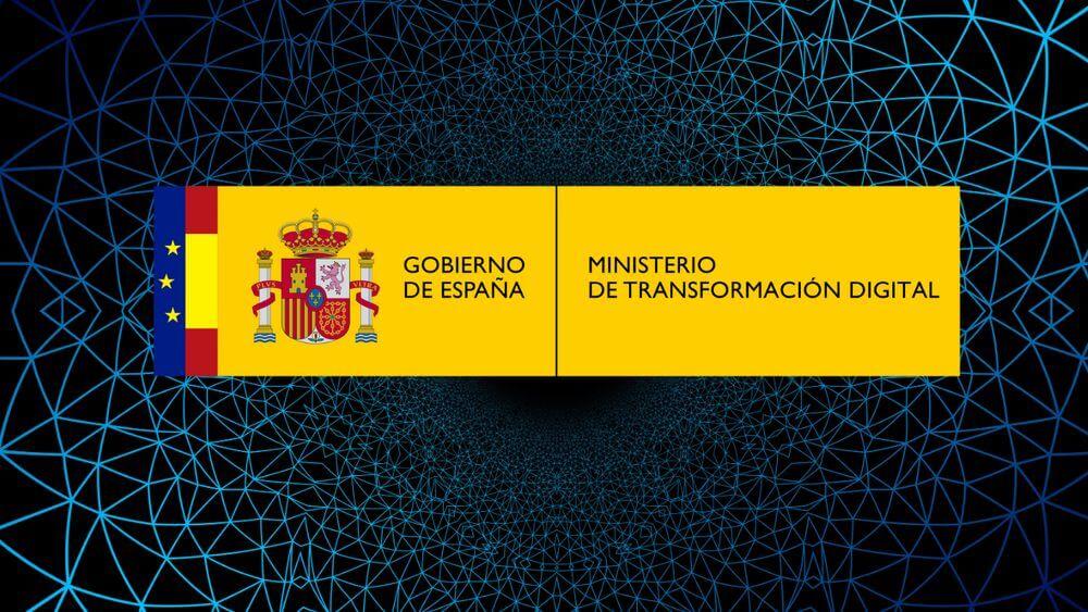 Logo del Ministerio de Transformación Digital sobre un fondo de redes