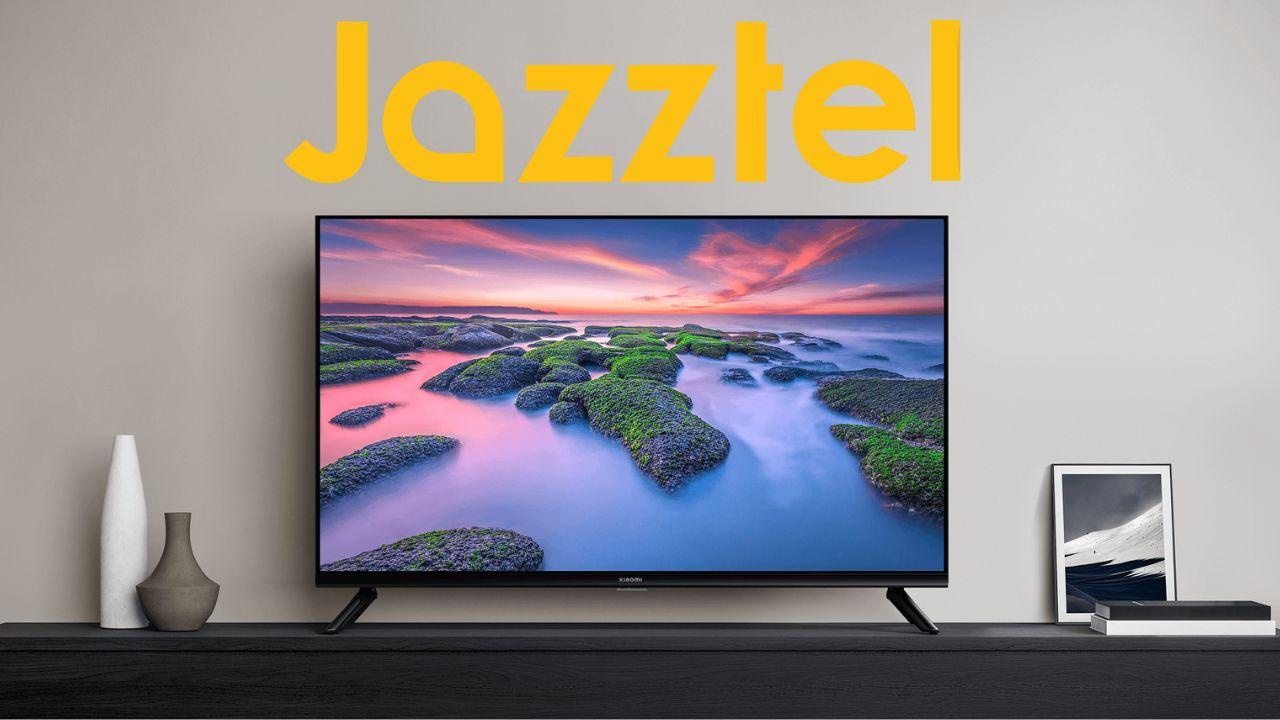 Foto de la Smart TV Xiaomi A2 32 con el logo de Jazztel en promoción