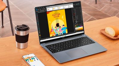 HUAWEI MateBook D 16 2024 sobre mesa de despacho