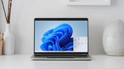 Portátil con el sistema operativo Wubuntu instalado como alternativa a Windows