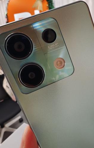 Sensores de cámara del móvil Zona de los conectores del móvil Xiaomi Redmi Note 13 5G