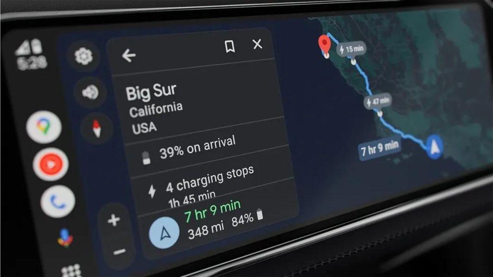 Usando Google Maps en el coche para obtener información de puntos de carga