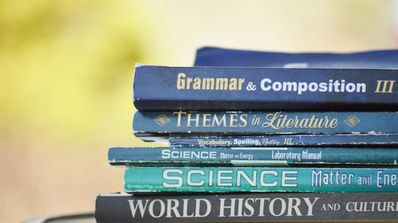 Libros colegio estudios