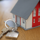 imagen de una casa y unas llaves