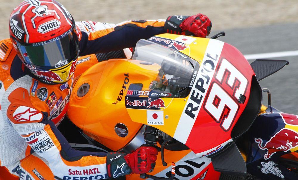 Piloto de MotoGP en un primer plano en competición