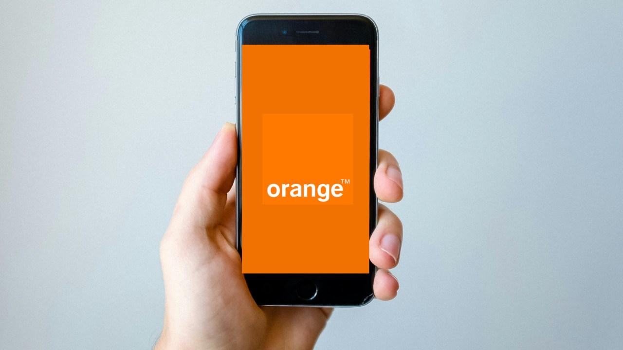 móvil con el logo de orange