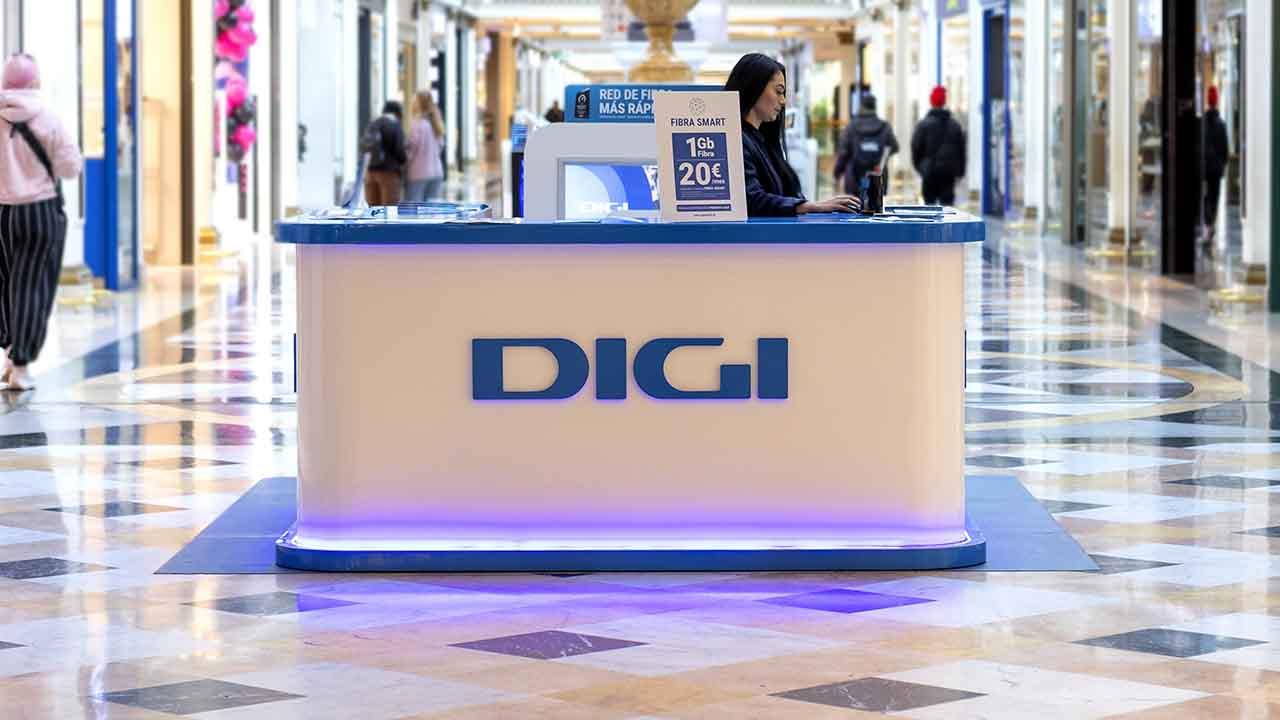 Digital stand in a shopping center